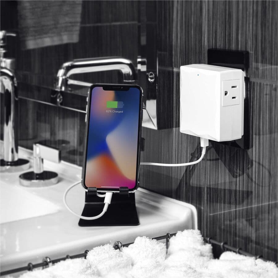 CyberPower P2WUC3 wall-tap surge protector with 3 USB-C ports and 30 W output