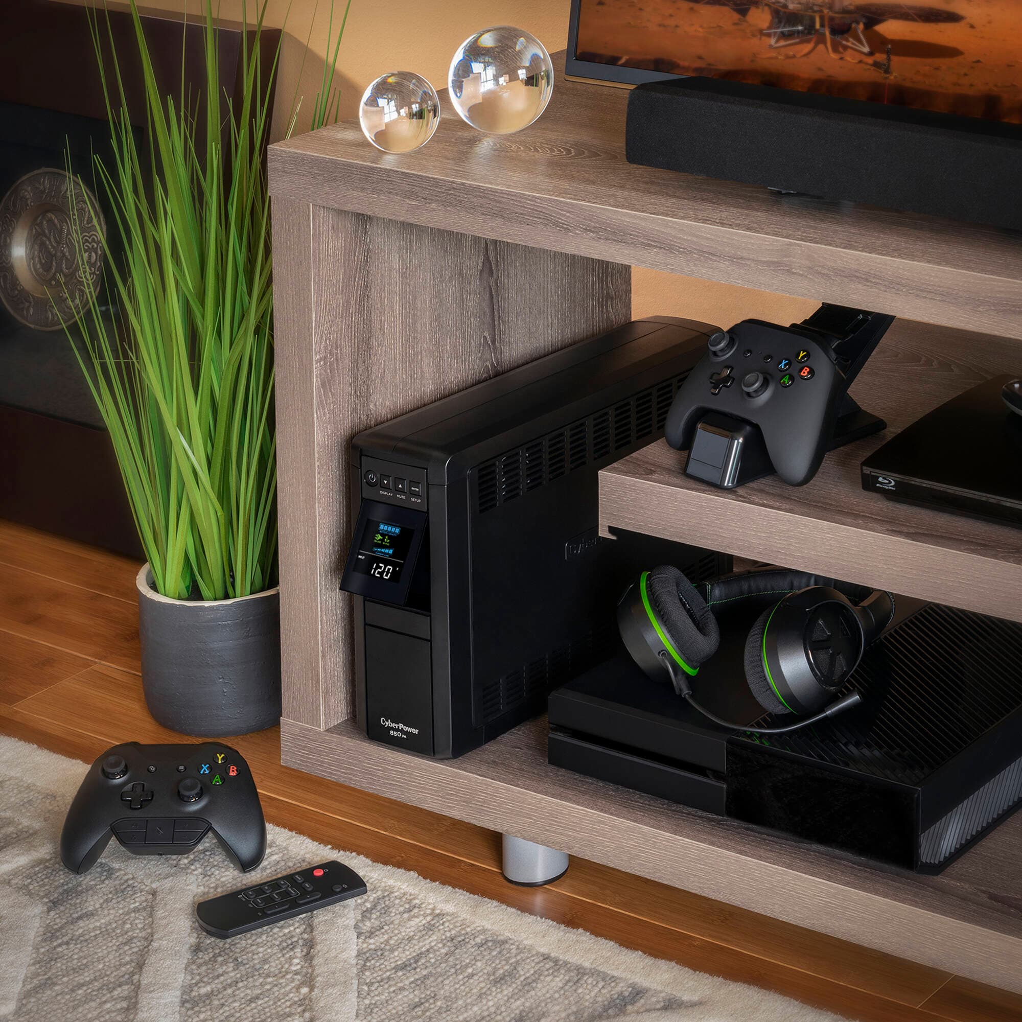 CyberPower CP850PFCLCD 850VA desktop UPS with LCD display and 10 outlets