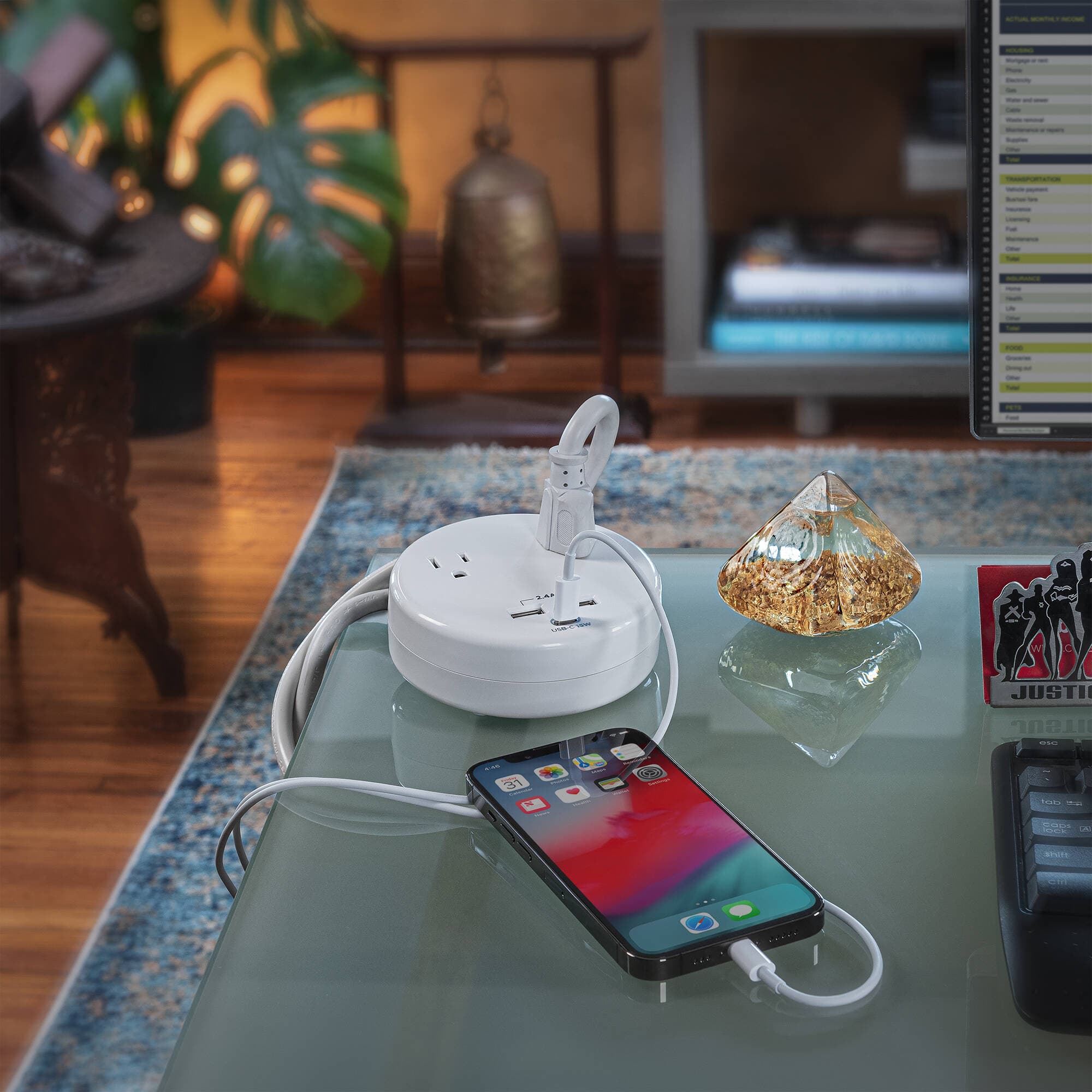 CyberPower P205UC white surge protector with 5 outlets and 5 ft cord