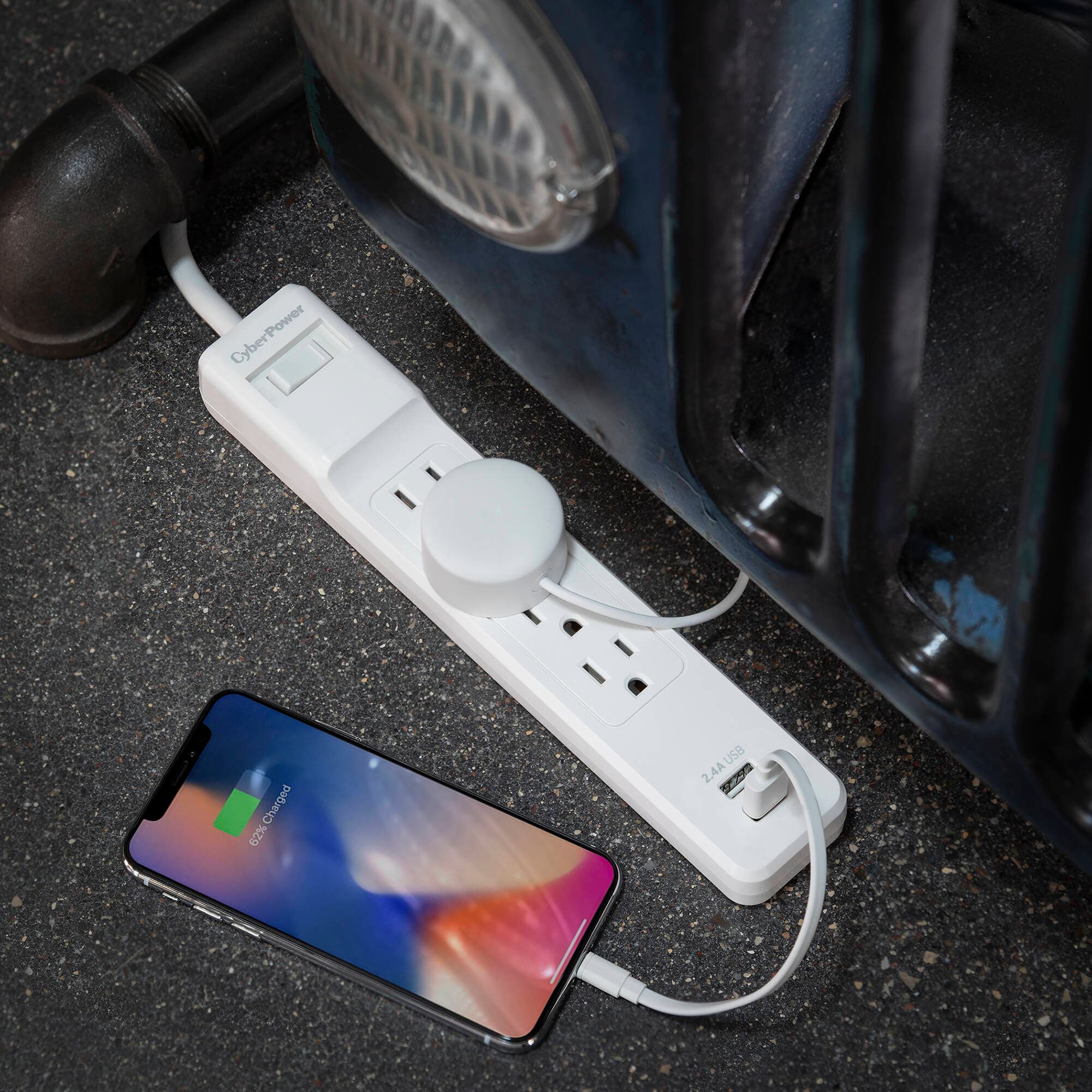 CyberPower P406U Surge protector with 6 ft cord and 5-15P plug