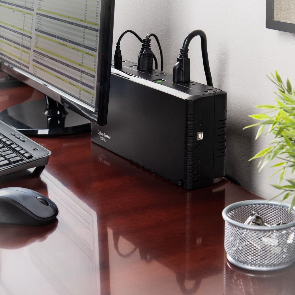 CyberPower SL950U desktop standby UPS with 8 outlets and USB connectivity
