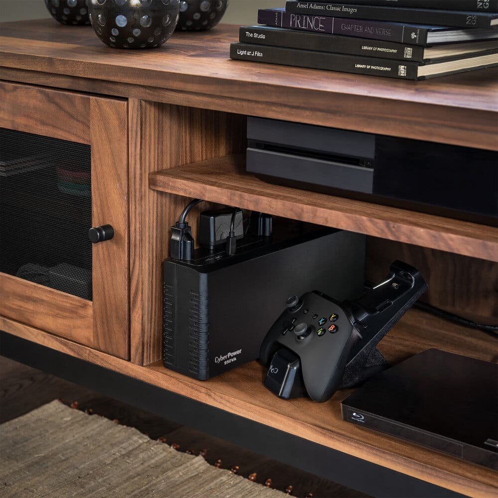 CyberPower SL950U desktop standby UPS with 8 outlets and USB connectivity